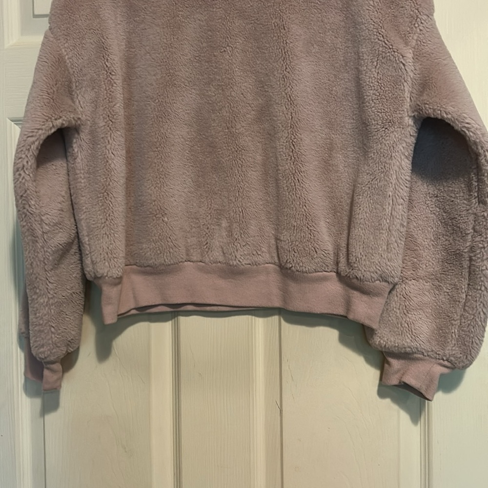 Wild Fable Faux Fur Sweatshirt Size Medium Mauve - Picture 3 of 6
